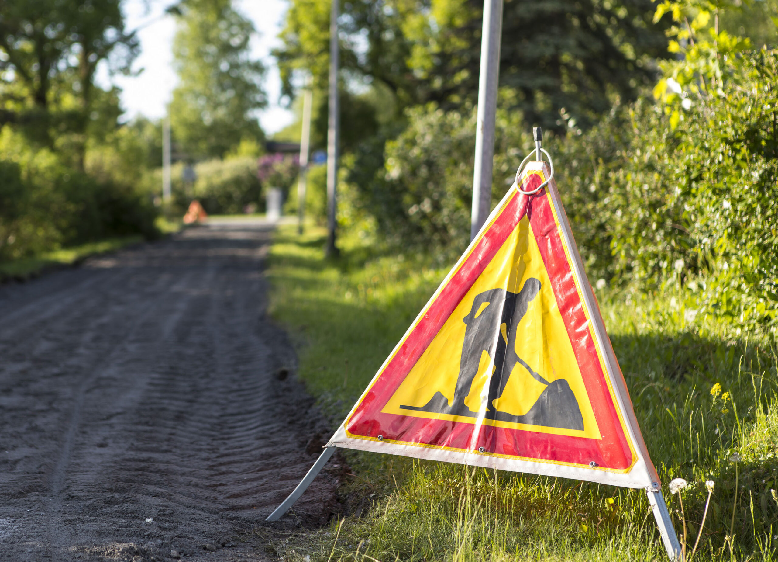 Linnakalliontiellä välillä Kurikantie-Eskolantie tehdään kadunparannustöitä